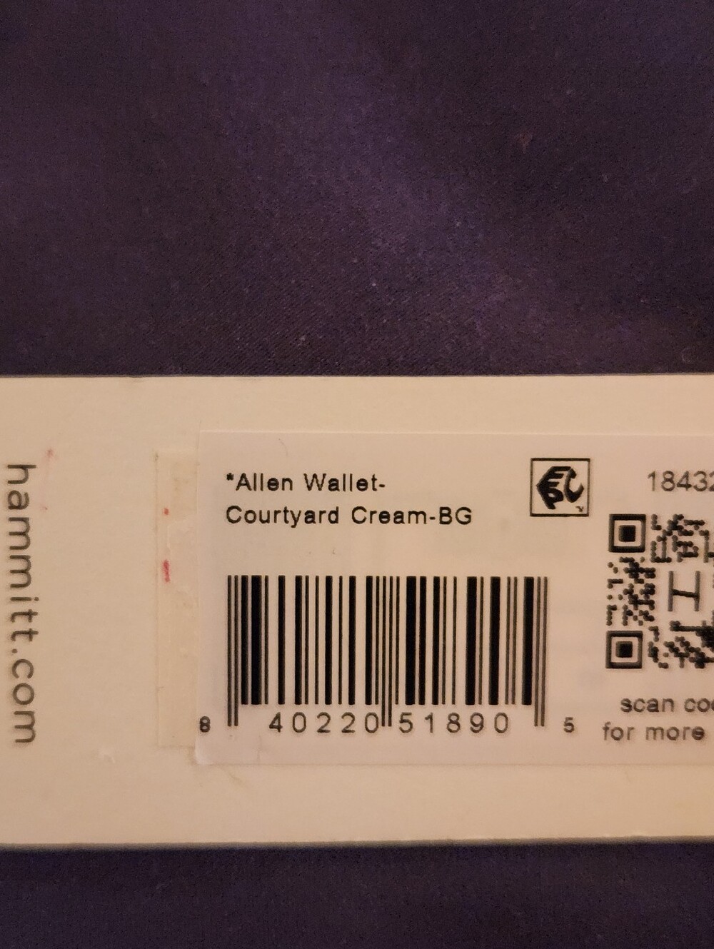 Hammitt Allen Courtyard Cream Limited Release Wallet - Picture 3 of 7